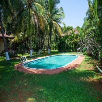 Villa In The Lawn With A Pool In Alibaug, Alibaug 4